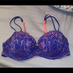Pink VS bra 34c